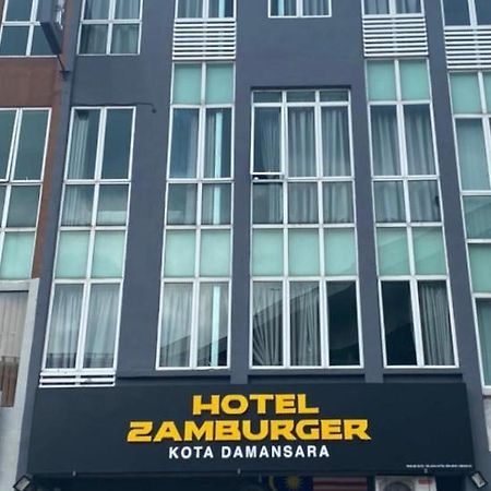 Hotel Zamburger كوتا دامانسارا المظهر الخارجي الصورة